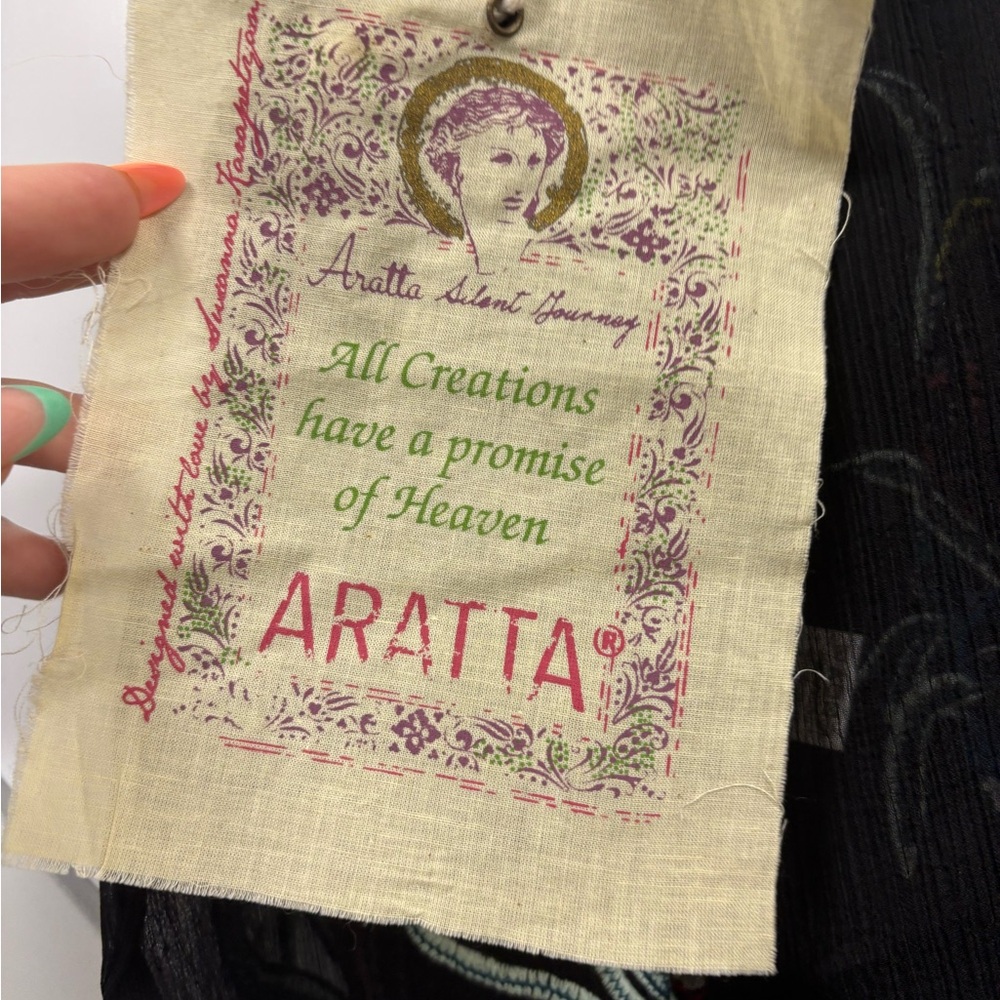 Aratta Silent Journey Zip Up - Picture 5 of 5